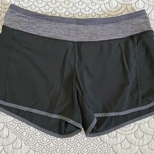 Lululemon Shorts Size 6